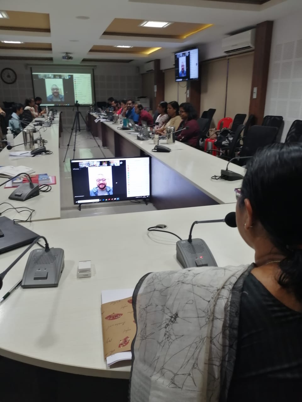 Video conference with celebrities Covid 19 – National Health Mission